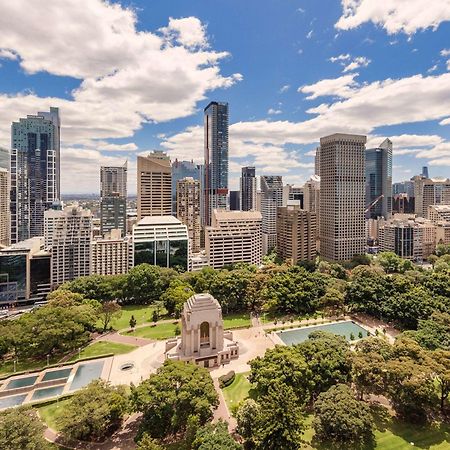 فندق بولمان سيدني هايد بارك المظهر الخارجي الصورة The Australian War Memorial, with the Sydney CBD in the background