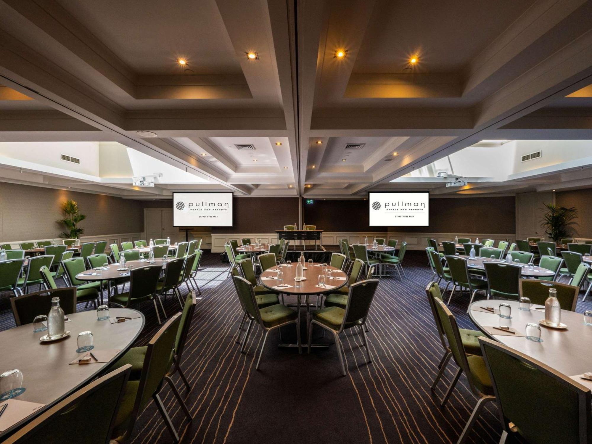فندق بولمان سيدني هايد بارك المظهر الخارجي الصورة The function centre at the Melbourne Cricket Club